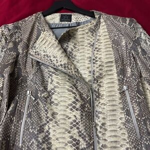 Pellessimo snakeskin jacket